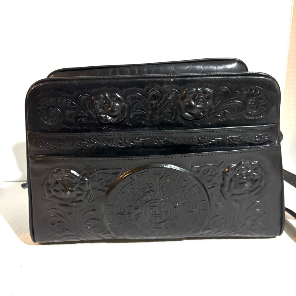 Vintage Elegant Black Leather Handbag - Picture 5 of 12